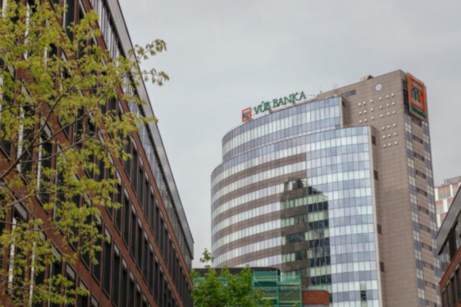 VÚB banka spúšťa s podporou Intesa Sanpaolo novú sieť finančných agentov