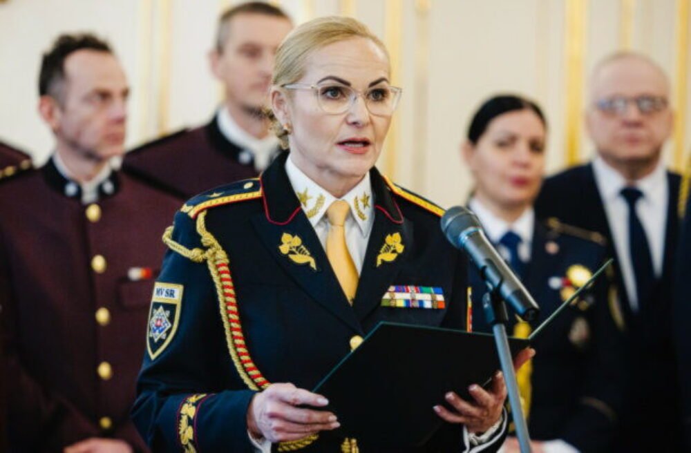KDH žiada odstúpenie policajnej prezidentky Maškarovej. Po závažných zlyhaniach a ich obhajobe je jej zotrvanie neprijateľné, vyhlásil Majerský