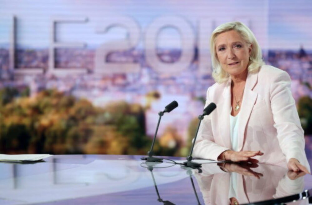 74691_france_politics_94888-640x420.jpg Líderka francúzskej krajnej pravice Le Penová ide do boja o Elyzejský palác napriek rozsudku
