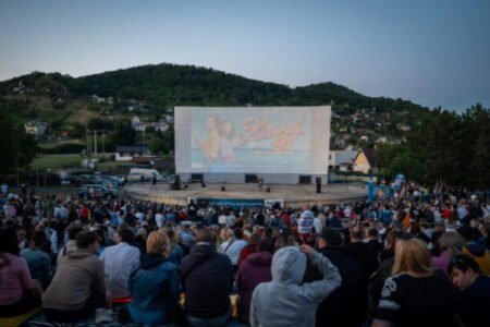 Top foto dňa (8. júl 2026): Kavej 2 Fest na Šírave, nové autobusy MHD, dopravná nehoda a samit NATO