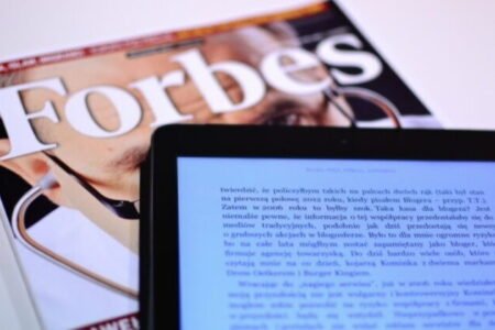 Forbes ocenil 32 najlepších influencerov. Nie je im cudzia etika, spoločenská zodpovednosť, humor ani autenticita