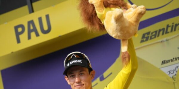 Byť priebežným lídrom klasifikácie na Tour de France je veľká záťaž pre lídrov. Čo na to vraví Froome?