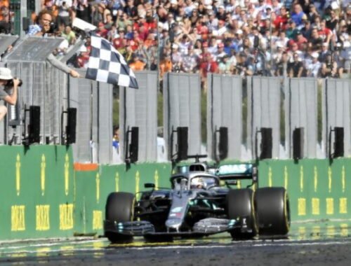 Tímy Mercedes a Ferrari sú pripravené na súboj v Maďarsku