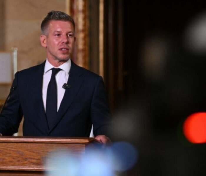 75012_hungary_parliament_46529-640x420.jpg Ďalšia Orbánova opora končí. Generálny prokurátor odstúpil po tlaku zo strany novej vlády