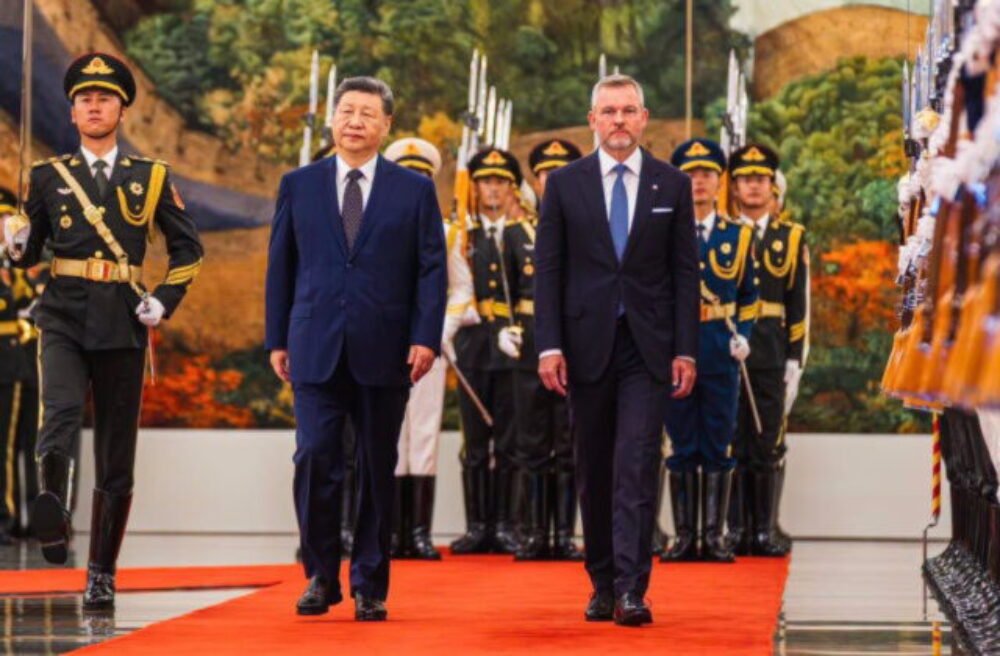 Prezident Pellegrini rokoval s čínskym prezidentom, chcú rozvíjať spoluprácu vo vede, obchode aj AI – FOTO, VIDEO