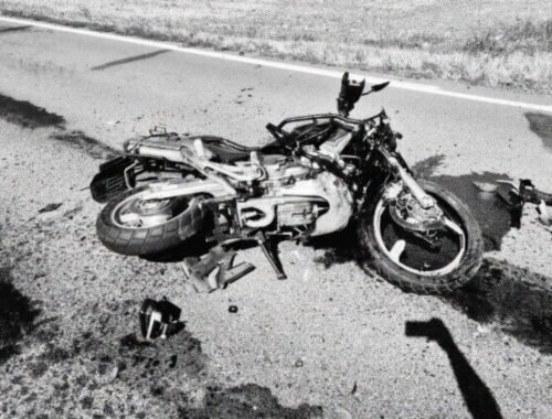 Ďalšia tragická nehoda na cestách, zrážku s autom neprežil 55-ročný motorkár – FOTO