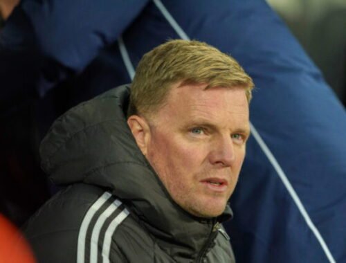 Newcastle United údajne opúšťa tréner Howe. „Straky“ pred štartom novej sezóny riešia zapeklitú situáciu