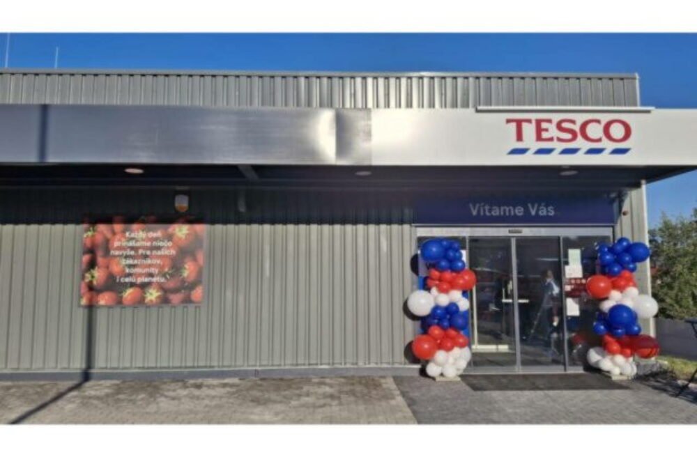 Tesco za rok zmodernizovalo 36 predajní, otvára vynovený supermarket v Krompachoch
