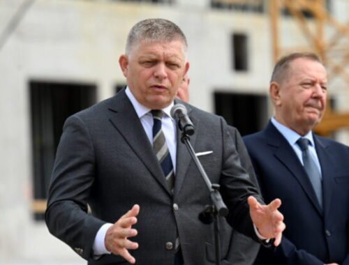 Fico ponúka Španielsku pomoc, Slovensko je pripravené vyslať policajtov aj techniku na hranice