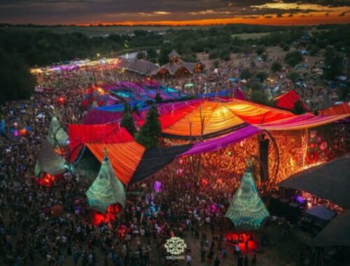 Svetoznámy festival zasiahla tragédia. Po dvoch úmrtiach oznámili organizátori predčasný koniec podujatia