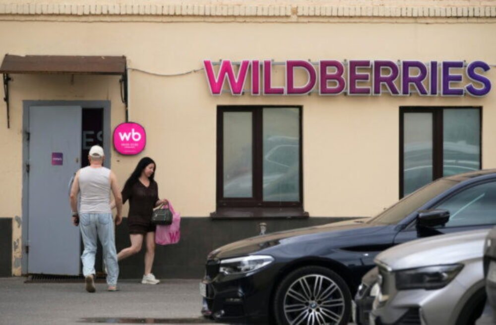 75798_russia_ukraine_wildberries_explainer_13828-640x420.jpg Prečo sa ukrajinské drony zamerali na ruského internetového giganta Wildberries