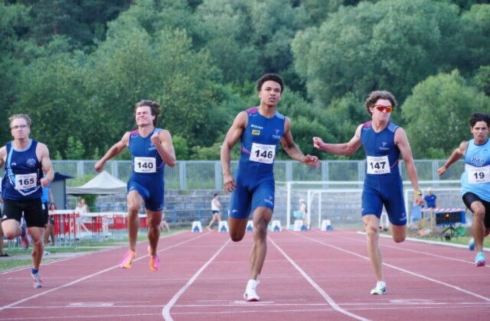 76007_machata-640x420.jpg Senzačný finalista behu na 100 m na MSJ. V prospech Slováka Machatu rozhodlo 5 tisícin sekundy