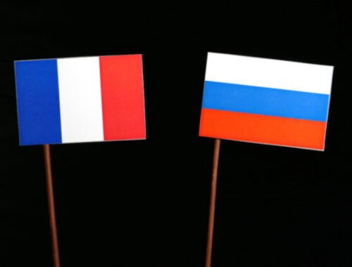 Moskva bráni bývalú šéfku francúzskej RT, jej vyhostenie z krajiny nazvala „prenasledovaním“