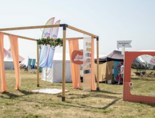 Mužov čaká na Lovestreame skúška tehotenského bruška, na festivale sa tak otvorí téma ženského zdravia