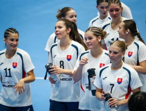 Slovenské kadetky prehrali so Švajčiarkami a skončili na 6. mieste. Nikdy neboli vyššie na MS