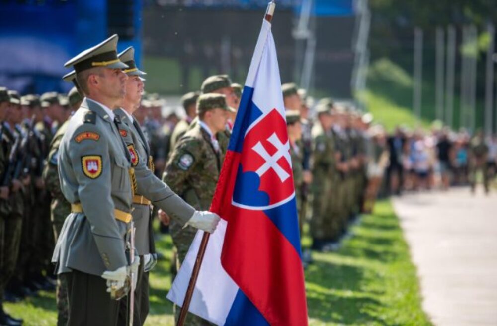 76351_vjaci-640x420.jpg Horúčavy nezastavili vojenské cvičenia, armáda po požiari sprísnila opatrenia