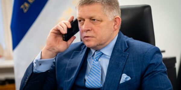 Fico telefonoval s chorvátskym premiérom ohľadom požiarov, ponúkol mu pomoc – FOTO