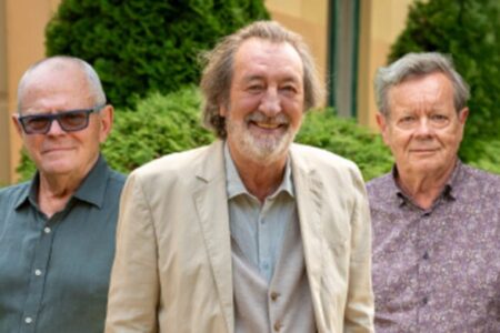 TV JOJ čoskoro prinesie na obrazovky nový komediálny seriál. Zahrali si v ňom najväčšie slovenské a české herecké legendy
